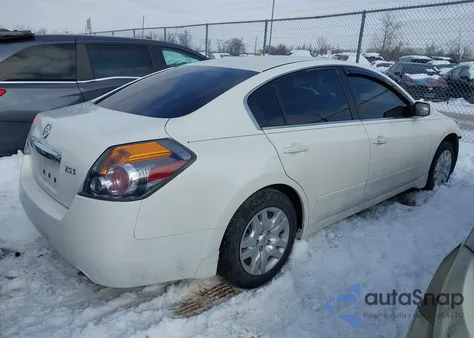 2010 Nissan Altima 2.5 S z USA, uszkodzony, nr VIN 1N4AL2AP9AC184699